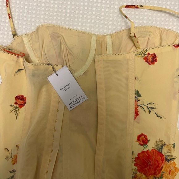 WeWoreWhat Brand New Floral Corset - Picture 2 of 3